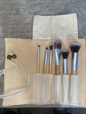 MIAMA LAUREN Artist. Canvas Roll. Travel kit. Vegan Bamboo Brush Set.